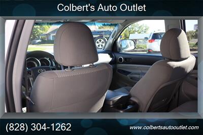 2013 Toyota Tacoma V6   - Photo 20 - Hickory, NC 28601