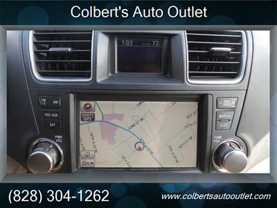 2012 Toyota Highlander Limited AWD 4dr SUV   - Photo 24 - Hickory, NC 28601