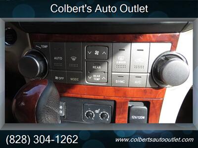 2012 Toyota Highlander Limited AWD 4dr SUV   - Photo 26 - Hickory, NC 28601