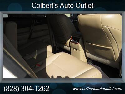2012 Toyota Highlander Limited AWD 4dr SUV   - Photo 14 - Hickory, NC 28601