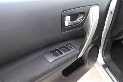 2012 Nissan Rogue SV   - Photo 23 - Hickory, NC 28601