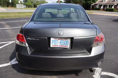 2010 Honda Accord LX 4dr Sedan 5A   - Photo 7 - Hickory, NC 28601
