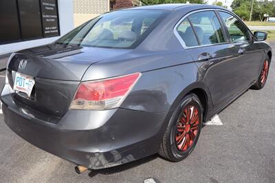 2010 Honda Accord LX 4dr Sedan 5A   - Photo 8 - Hickory, NC 28601