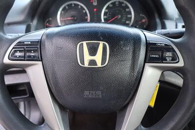 2010 Honda Accord LX 4dr Sedan 5A   - Photo 20 - Hickory, NC 28601