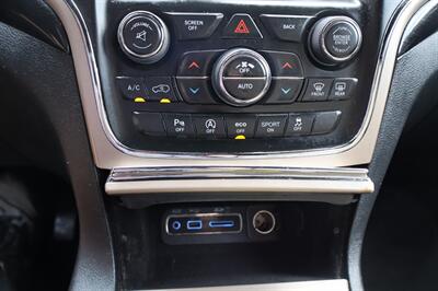 2016 Jeep Grand Cherokee Laredo 4x4 4dr SUV - Photo 25 - Hickory, NC 28601