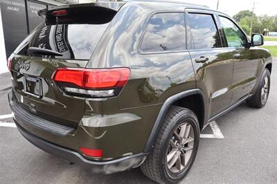 2016 Jeep Grand Cherokee Laredo 4x4 4dr SUV - Photo 8 - Hickory, NC 28601
