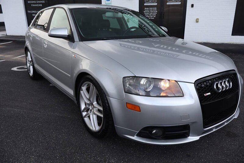 2007 Audi A3 2.0T 4dr Wagon 6M - Photo 2 - Hickory, NC 28601