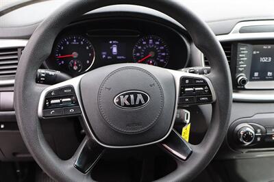 2019 Kia Sorento LX 4dr SUV   - Photo 18 - Hickory, NC 28601