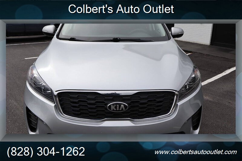 2019 Kia Sorento LX 4dr SUV - Photo 3 - Hickory, NC 28601