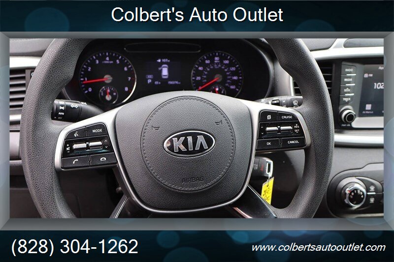 2019 Kia Sorento LX 4dr SUV - Photo 18 - Hickory, NC 28601