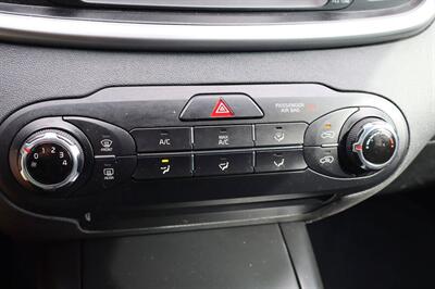 2019 Kia Sorento LX 4dr SUV   - Photo 22 - Hickory, NC 28601