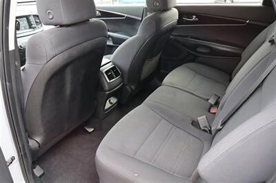 2019 Kia Sorento LX 4dr SUV   - Photo 12 - Hickory, NC 28601
