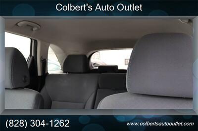 2019 Kia Sorento LX 4dr SUV - Photo 25 - Hickory, NC 28601