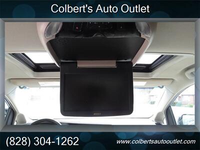 2015 Toyota Sienna XLE 8-Passenger - Photo 16 - Hickory, NC 28601