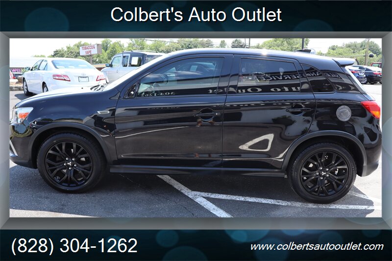 2017 Mitsubishi Outlander Sport LE - Photo 5 - Hickory, NC 28601