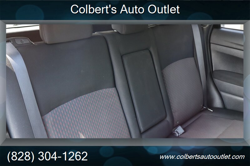 2017 Mitsubishi Outlander Sport LE - Photo 16 - Hickory, NC 28601