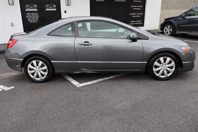 2010 Honda Civic LX 2dr Coupe 5A   - Photo 10 - Hickory, NC 28601