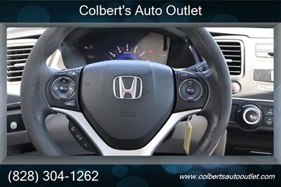 2015 Honda Civic LX - Photo 11 - Hickory, NC 28601