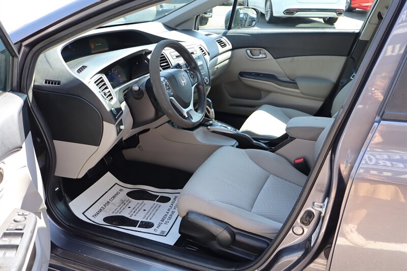 2015 Honda Civic LX - Photo 15 - Hickory, NC 28601