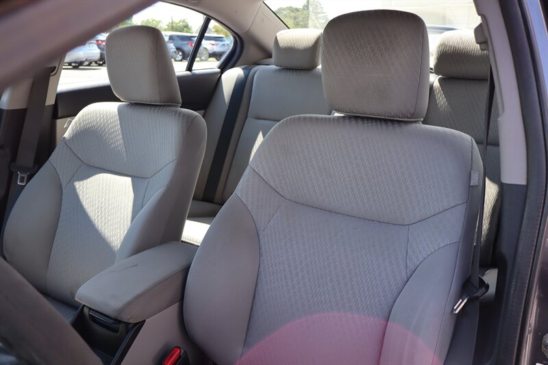 2015 Honda Civic LX - Photo 16 - Hickory, NC 28601