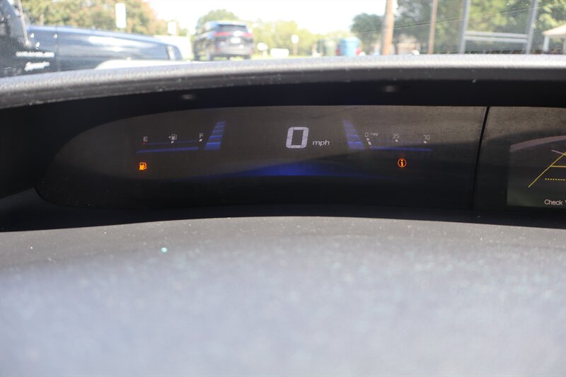 2015 Honda Civic LX - Photo 31 - Hickory, NC 28601
