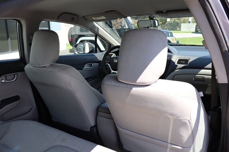 2015 Honda Civic LX - Photo 22 - Hickory, NC 28601