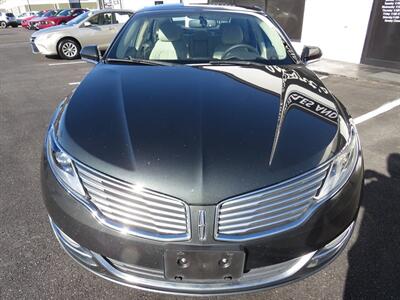2016 Lincoln MKZ Base 4dr Sedan - Photo 4 - Hickory, NC 28601