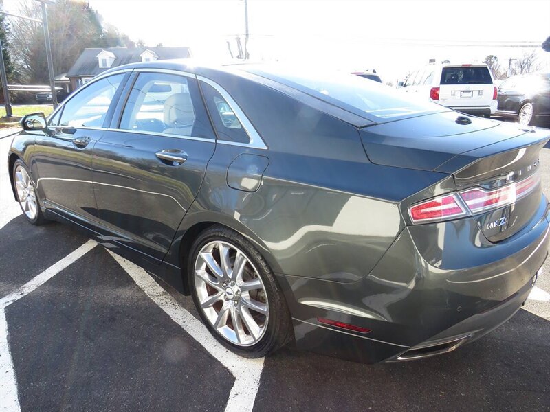2016 Lincoln MKZ Base 4dr Sedan - Photo 7 - Hickory, NC 28601