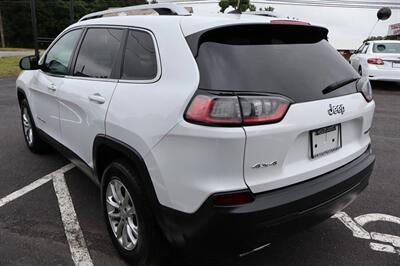 2019 Jeep Cherokee Latitude 4x4 4dr SUV   - Photo 6 - Hickory, NC 28601