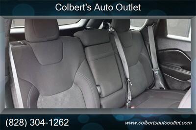 2019 Jeep Cherokee Latitude 4x4 4dr SUV - Photo 19 - Hickory, NC 28601