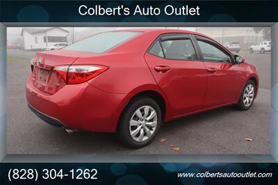 2014 Toyota Corolla LE - Photo 2 - Hickory, NC 28601