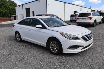 2015 Hyundai Sonata SE 4dr Sedan   - Photo 33 - Hickory, NC 28601