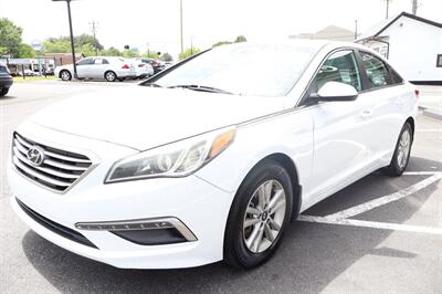 2015 Hyundai Sonata SE 4dr Sedan   - Photo 4 - Hickory, NC 28601