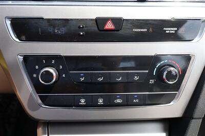 2015 Hyundai Sonata SE 4dr Sedan   - Photo 26 - Hickory, NC 28601