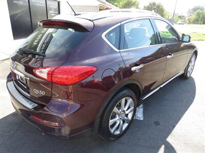 2017 INFINITI QX50   - Photo 8 - Hickory, NC 28601