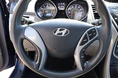 2016 Hyundai Elantra SE 4dr Sedan 6A (US)   - Photo 20 - Hickory, NC 28601
