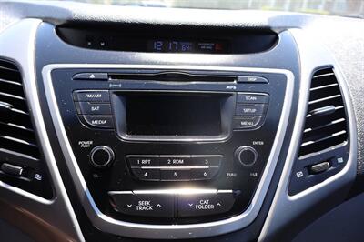 2016 Hyundai Elantra SE 4dr Sedan 6A (US)   - Photo 22 - Hickory, NC 28601