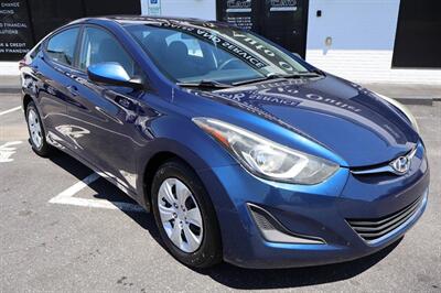 2016 Hyundai Elantra SE 4dr Sedan 6A (US)   - Photo 2 - Hickory, NC 28601