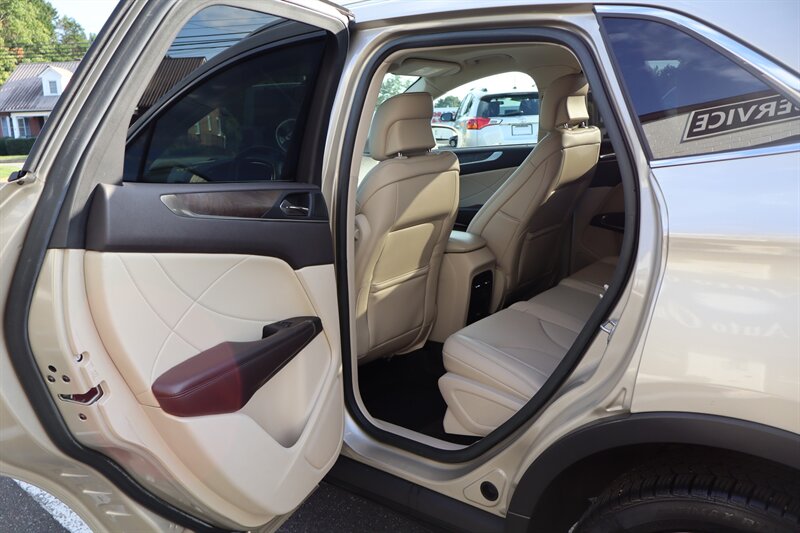 2017 Lincoln MKC Reserve - Photo 23 - Hickory, NC 28601