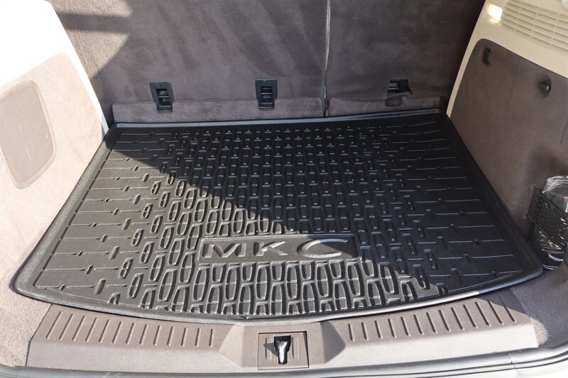2017 Lincoln MKC Reserve - Photo 11 - Hickory, NC 28601