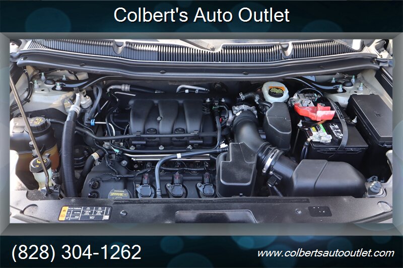 2013 Ford Explorer XLT - Photo 10 - Hickory, NC 28601