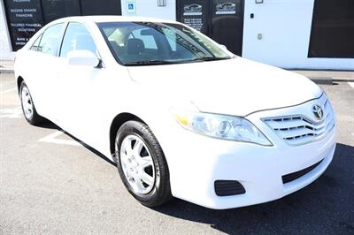 2010 Toyota Camry Base 4dr Sedan 6A   - Photo 3 - Hickory, NC 28601