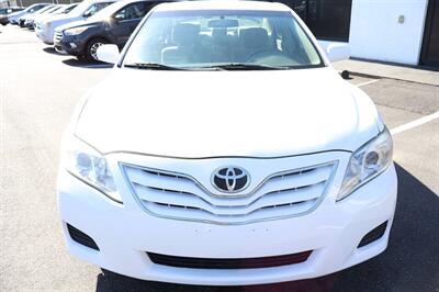 2010 Toyota Camry Base 4dr Sedan 6A   - Photo 4 - Hickory, NC 28601