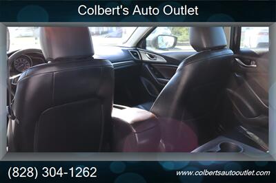 2018 Mazda Mazda3 Touring - Photo 36 - Hickory, NC 28601