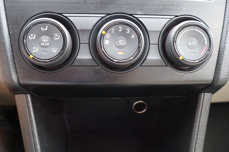 2014 Subaru XV Crosstrek 2.0i Premium - Photo 23 - Hickory, NC 28601