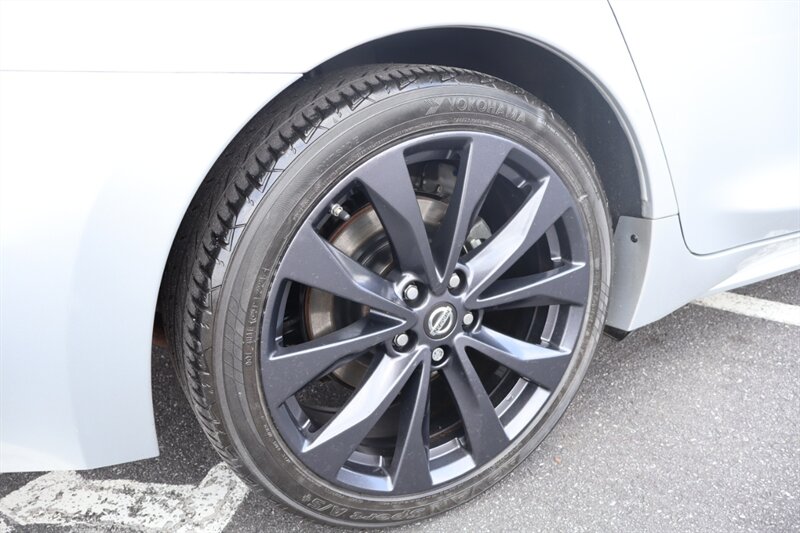 2016 Nissan Maxima 3.5 SR - Photo 5 - Hickory, NC 28601