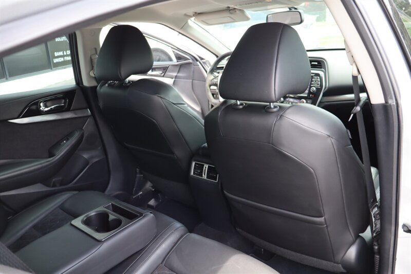 2016 Nissan Maxima 3.5 SR - Photo 16 - Hickory, NC 28601