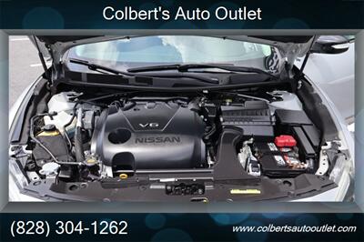 2016 Nissan Maxima 3.5 SR   - Photo 26 - Hickory, NC 28601