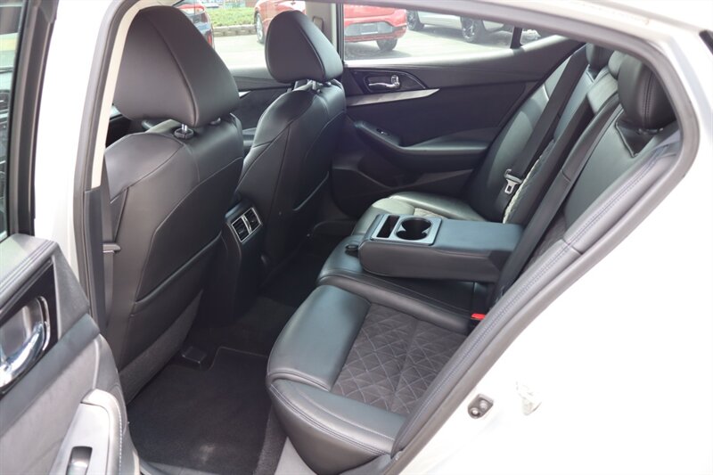 2016 Nissan Maxima 3.5 SR - Photo 14 - Hickory, NC 28601