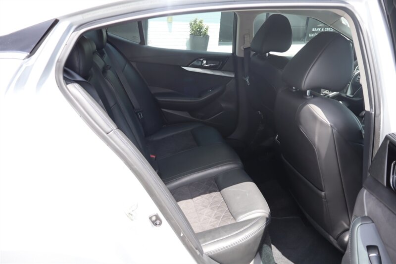 2016 Nissan Maxima 3.5 SR - Photo 15 - Hickory, NC 28601